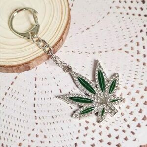 Green and Silver Leaf Keychain